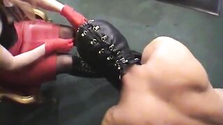 TheEnglishMansion - Boot Lacing