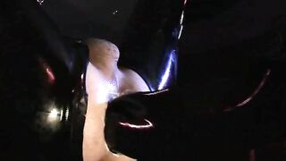 Contessa Cara - Heavy Rubber Fisting part 1