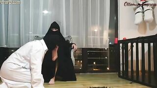 Turkish Mistress Aylin - Arab feet worship