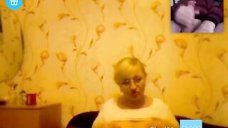 Mature lady webcam