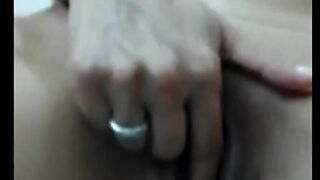 Fingering loose creamy pussy webcam