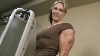 Shawna Walker massive triceps