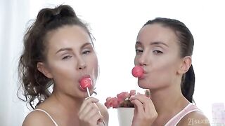 LezCuties presents Liza Shay & Hazel Dew - Sweet Candy Girls - 13.01.2021