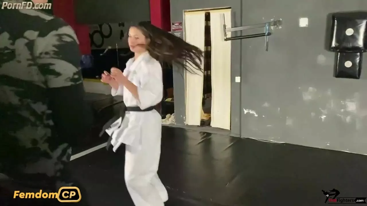 Karate sonya slave beating