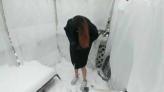 VieraMayXXX - Nude Workout Rubbing Snow On My Body