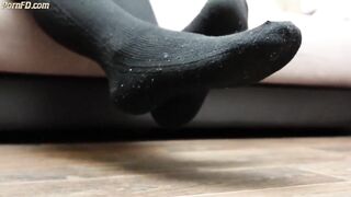 Foot Fetish Sexy Girl Show Feet Foot in Tights Pantyhose Nylon Black Knee Socks