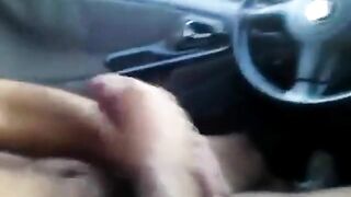 Car jerk with buddy - branle en voiture avec un pote 5