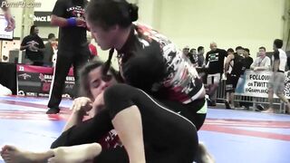 BJJ girl. Submission by triangle choke