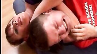 headscissor and bodyscissor strong woman