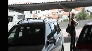 Hot blonbe babe doing blowjob and cumshot in the car 2