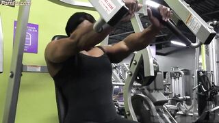 Hot ebony fbb Andrea Shaw in gym