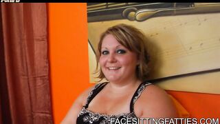 FaceSittingFatties - Danii - 2000