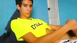 Latino Twink Shows Off When Jerking