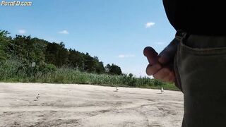 Jerking off at public boat ramp---Cum Shot