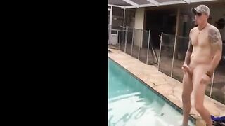 Married hunk jerks off over the pool while smoking 2