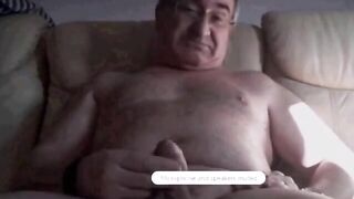 spanish grandpa wanking hard