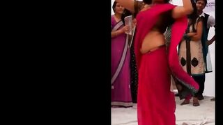 Cute HOT college girls dancing non nude