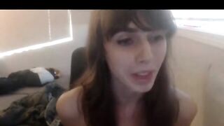 Alice 20yr old femboy orgasm and sperms it