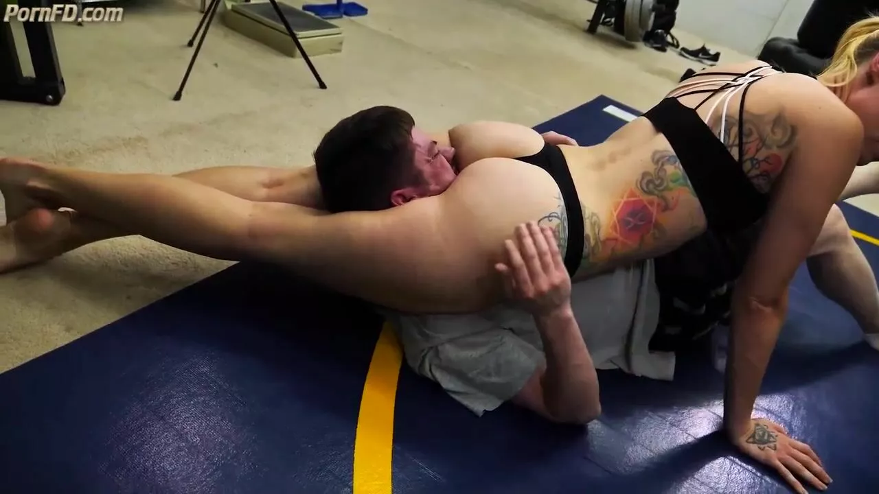 Mixed Wrestling 3 - FemdomVC