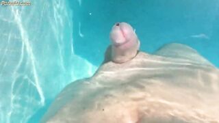 Hands free cumshot swimming pool