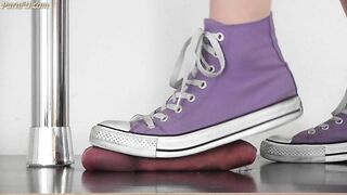 CBTrample - Mistress Alina - Mush under Alina's Chucks