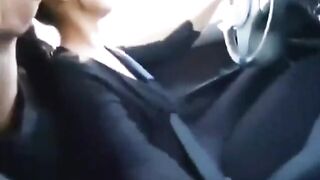 Female Uber Driver Gives Her Passenger A Handjob 2