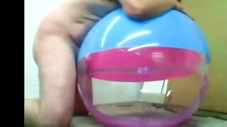 Big inflatable beach ball fuck cum inside 2