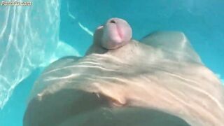 Hands free cumshot swimming pool 2