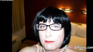 Crossdresser Amber Sucks Craigslist Stranger Cock 3