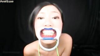 Japanese blue lipstick