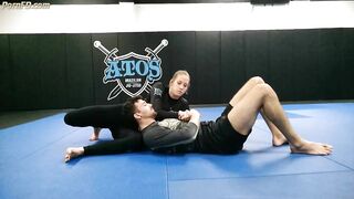 Headscissor chokehold scissorhold tutorial fitness girl vs man domination