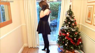 Alison in Thigh Boots - Wanking under the christmas tree 2