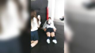 girl gets choked out