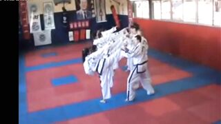 TAEKWONDO GIRLS FOOT TO FACE