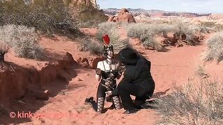 KINKY PONYGIRL - Valley of Fire